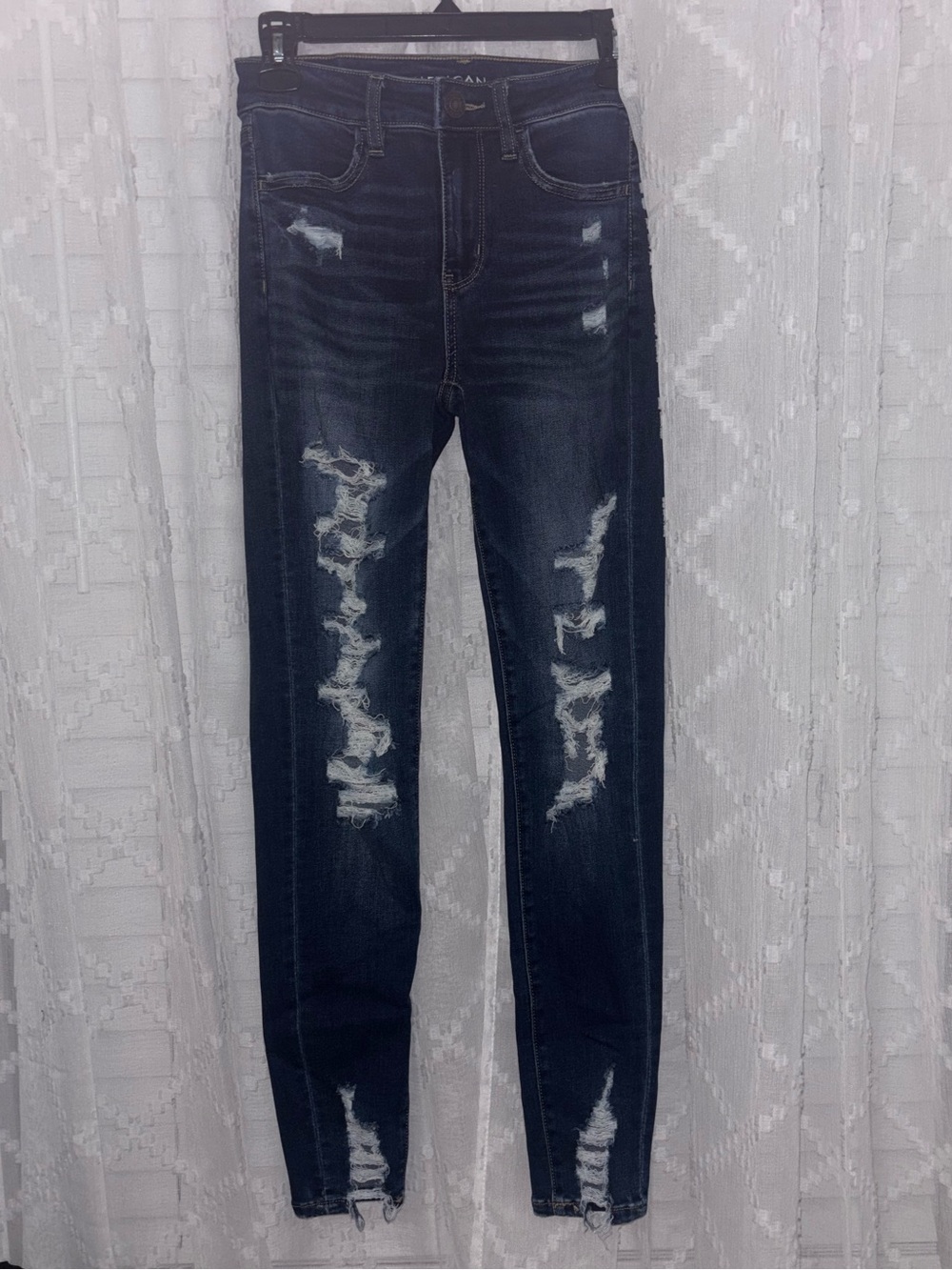 American Eagle Outfitters Dark Washed Distressed Ripped Denim Skinny Jeans